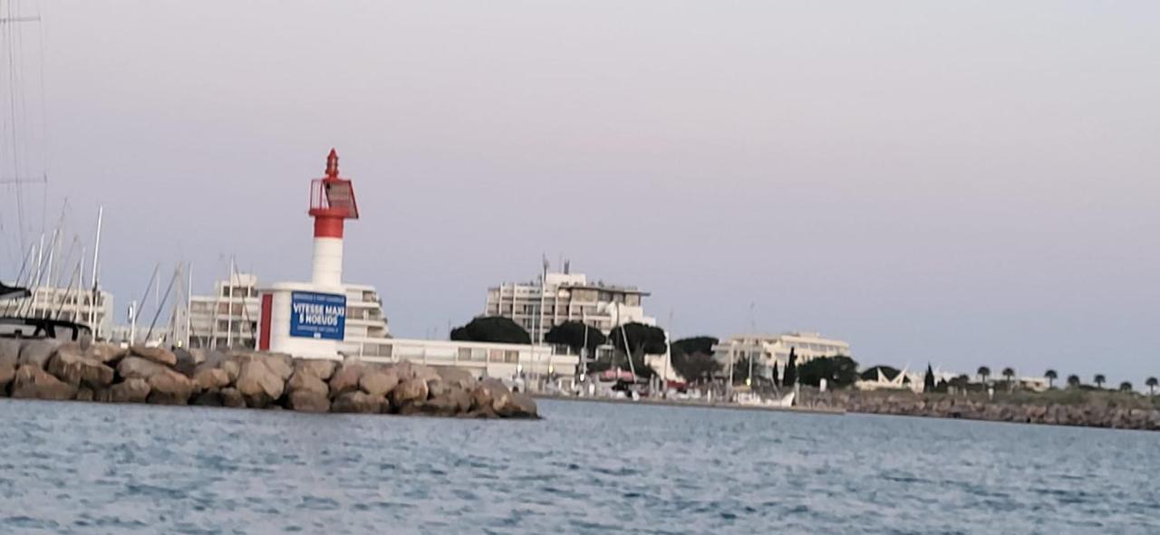 La Cigale De Mer A 100 M De La Plage Et Du Centre Ville Du Grau Du Roi 勒格罗-迪鲁瓦 外观 照片