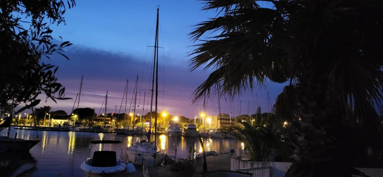 La Cigale De Mer A 100 M De La Plage Et Du Centre Ville Du Grau Du Roi 勒格罗-迪鲁瓦 外观 照片